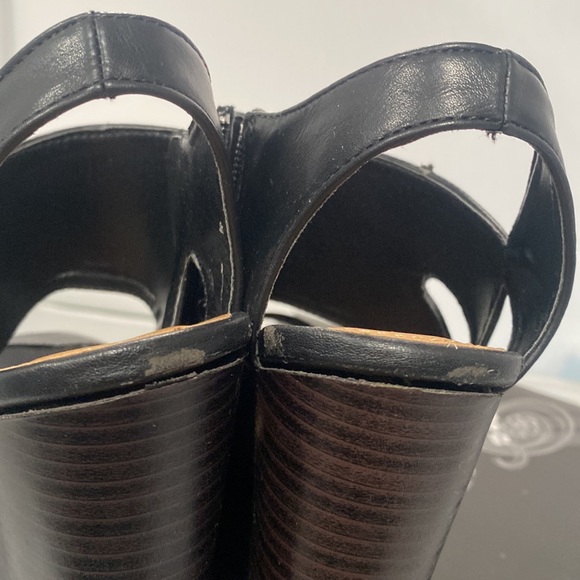 Black wedges size 6 - Picture 7 of 7